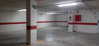 Aparcament cotxe a RIU XUQUER