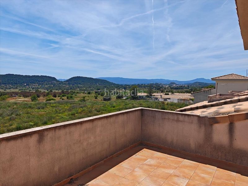 Foto a938f86b-e21f-4124-9730-078d3e66bf70. Chalet en Monserrat