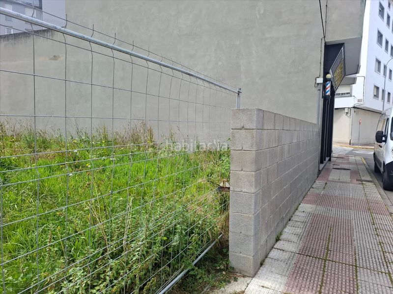Foto e47d66ef-d628-4a41-9a33-e089513314f5. Terreny residencial a Burela