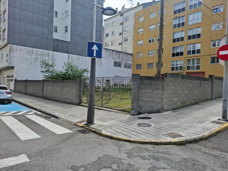 Foto f2dffbef-6ac1-4782-9d15-fafb8262f107. Terreny residencial a Burela