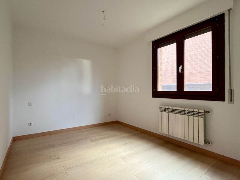 Foto 3aee812c-5157-4cf8-8e3c-5ccff932e690. Pis amb aparcament a Orcoyen
