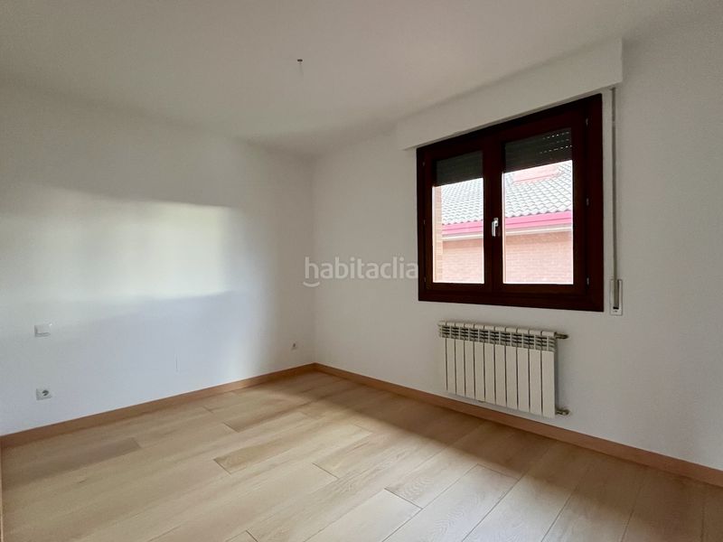 Foto 450410a9-bf76-4852-ad97-da5bfebd1bc2. Pis amb aparcament a Orcoyen