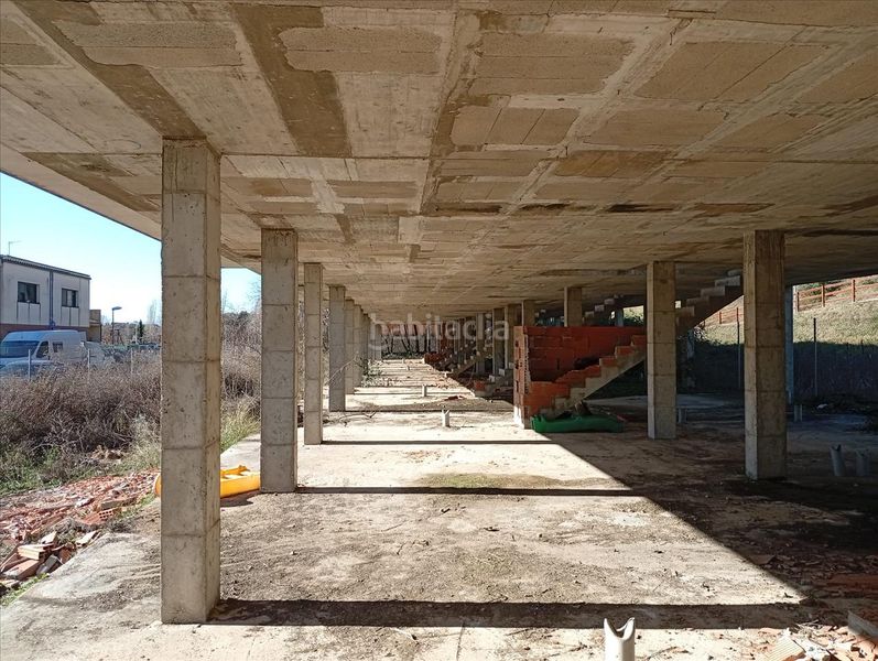 Foto b43a7a3a-b801-455d-b7f2-5bc7b572d7f5. Edifici a Cervià de Ter