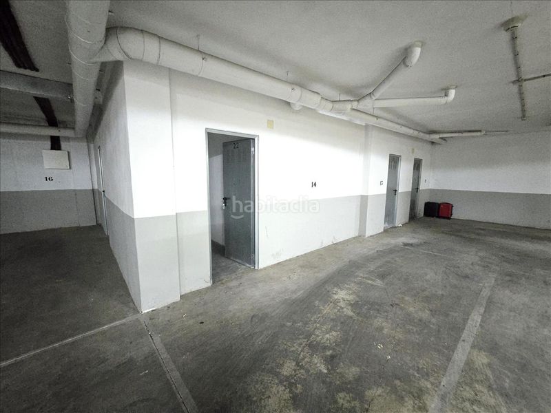 Foto a999d8c5-c6f4-47e8-ad70-be4bb39e1de2. Aparcament cotxe a Real de Montroi