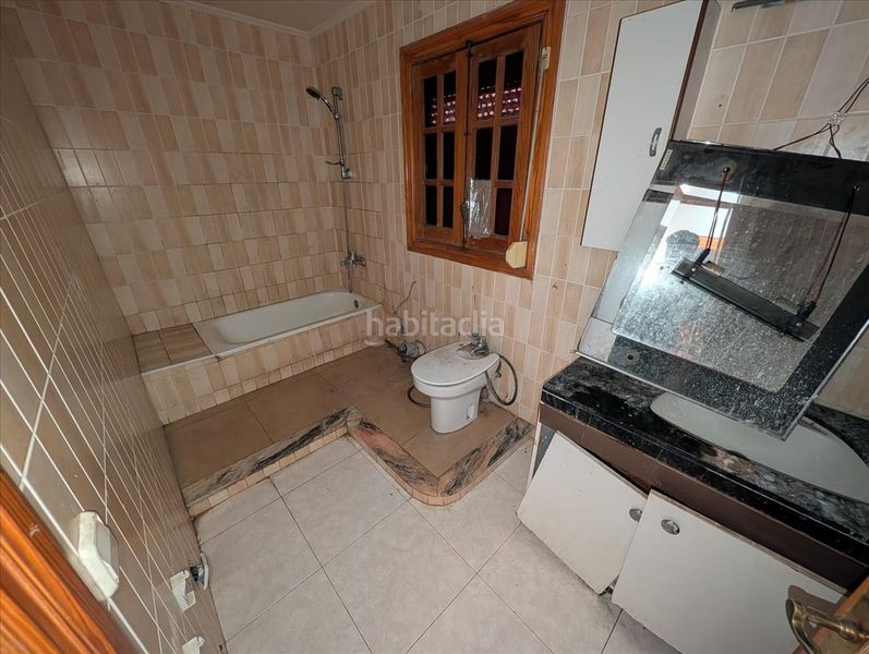 Foto 0ab8599c-8d25-4a52-9c8b-121368d4f0f2. Xalet amb aparcament a Segur de Calafell nucli urbà Segur de Calafell