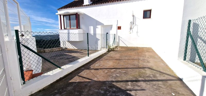 Foto 4eda26d1-3d71-4ec9-9c6f-37fcefb1e695. Casa adossada a Cártama pueblo Cártama