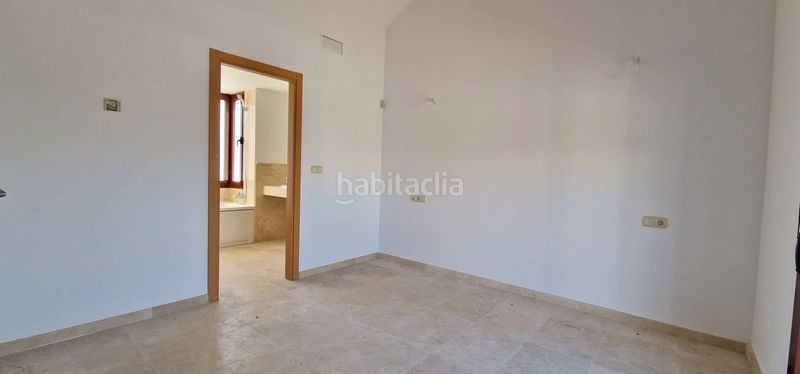 Foto b4380cca-83ec-4dc6-800a-7f7c158744a0. Casa adossada a Cártama pueblo Cártama