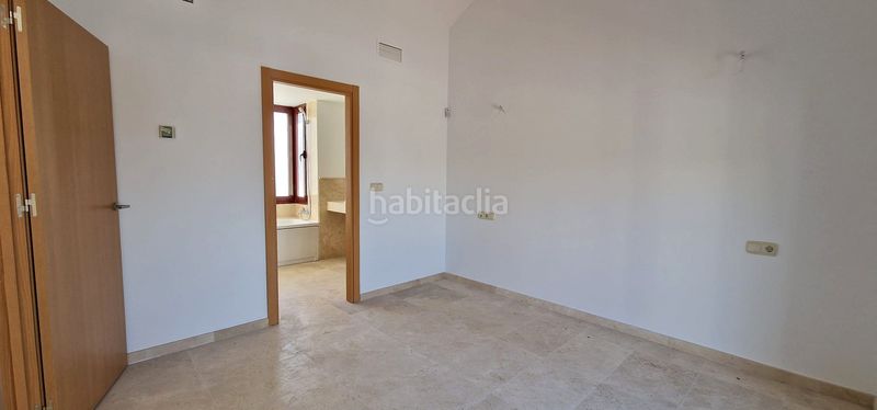 Foto fbde79e5-83c1-490f-a2bc-cc05fd145981. Casa adossada a Cártama pueblo Cártama