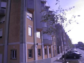 Parking coche  Respuela