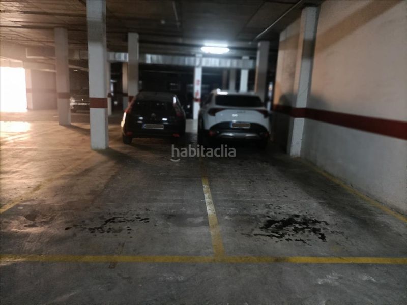 Foto 7e8d00cc-1022-452c-8c92-c9e6a3f392a6. Aparcament cotxe a colores - entreparques Sevilla
