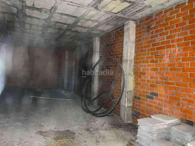Foto 6ef540f8-3a4c-4f61-a237-7e7b7e17ddb1. Local comercial a Centre Figueres