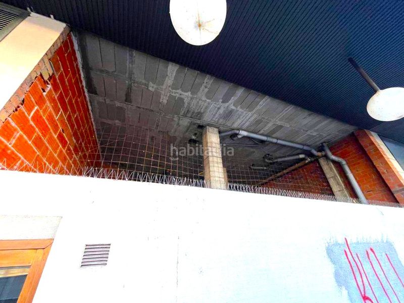 Foto b37590e4-a340-401e-a9d1-1f5408cd6059. Local comercial a Centre Figueres