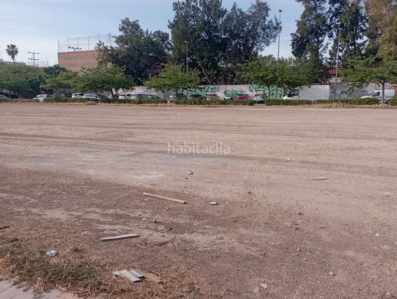 Foto e599aed2-b311-4ed9-a6cd-577aabfe82a1. Terreny residencial a Massamagrell