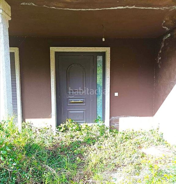 Foto b7fdedd7-47a0-408f-876a-01554ee28573. Casa en Vilaboa