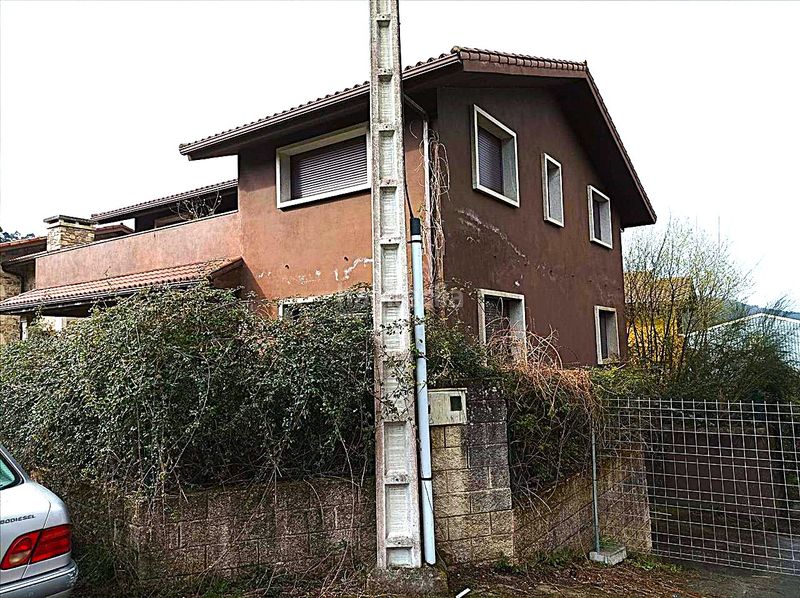 Foto e5e81400-fa4a-4f42-a5e8-6bac89699fa1. Casa en Vilaboa