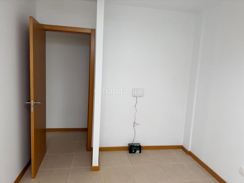 Foto c60b3257-c6ab-487d-b2a5-de0534fa6cc2. Pis amb aparcament a Barreiros