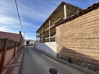 Semi detached house in Palencia