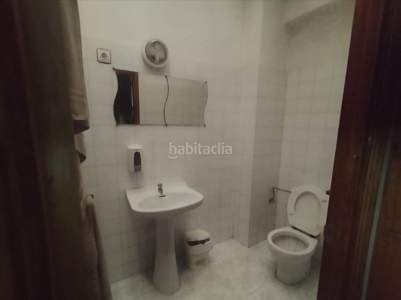 Foto 594c228b-6bb1-4c2b-85ca-09b1ad86c4a8. Edificio en Ponteareas