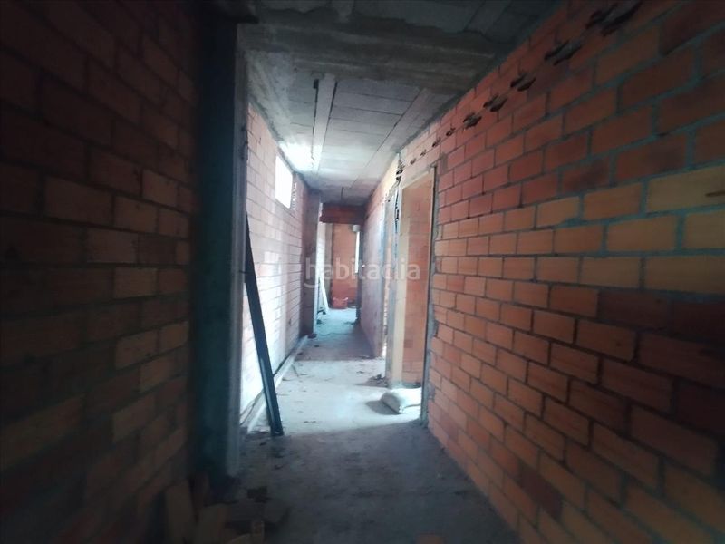 Foto e7bb28a0-322c-4647-9049-ba17da330f66. Edificio en Ponteareas
