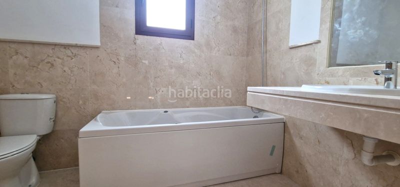 Foto 67dbf8b5-8a78-4b99-b65b-7f491e8a3c90. Casa adossada a Cártama pueblo Cártama