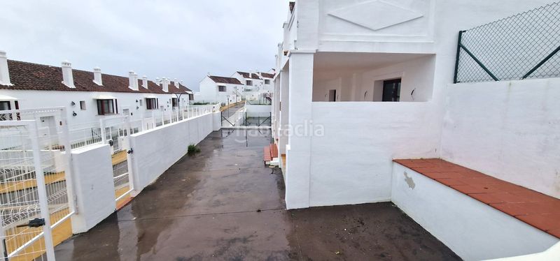 Foto bbf2a71f-de5a-4fd0-9790-ef89fa9cdcaa. Casa adossada a Cártama pueblo Cártama