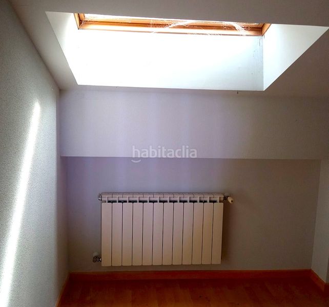 Foto ec02b77f-47d9-43a1-a6b6-7959f65e1488. Casa a Valdeaveruelo