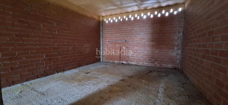 Foto 1561aa46-7a29-4125-93f8-5d1a97e5b3e5. Local comercial a Maruri - Jatabe