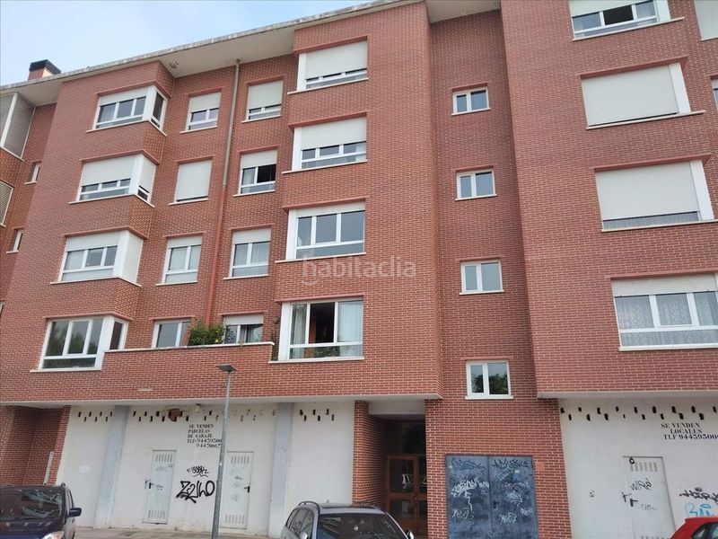 Foto 2116f3de-e007-40af-9375-975ed495b549. Local comercial a Maruri - Jatabe