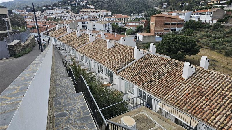 Foto 1a46a490-65f1-4029-8e41-ca46d48d7bec. Duplex avec parking dans Cadaqués
