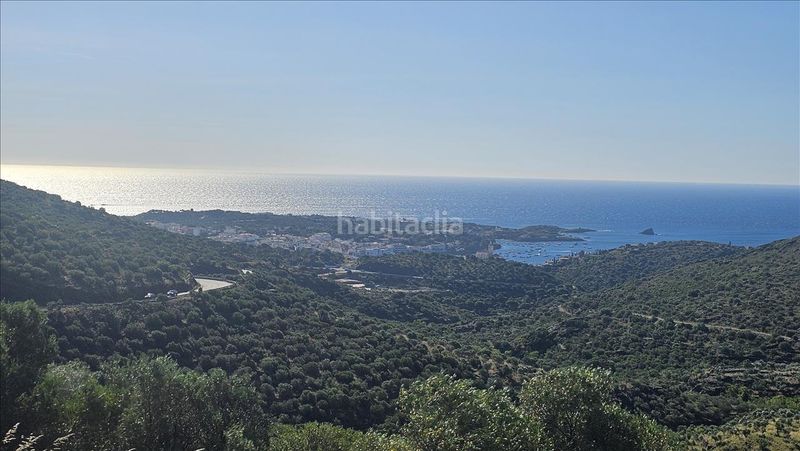 Foto c7770c17-1b8c-4de0-b43f-fd295a7aa902. Duplex avec parking dans Cadaqués