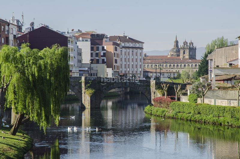 Foto cd8a5974-b084-44ab-a6da-f9f651c946ce. Local comercial a Monforte de Lemos