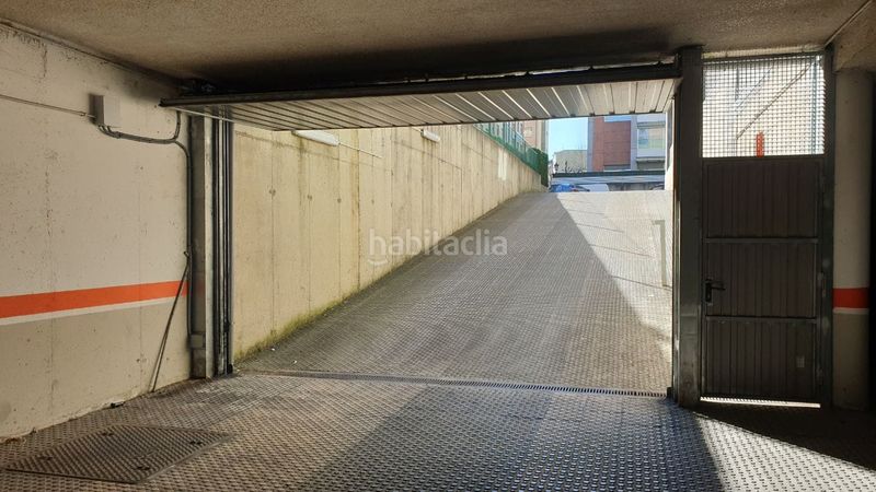 Foto 38b917a3-b232-4e00-a1d6-a80f027b2fdc. Aparcament cotxe a Ciudad Naranco - Prados de La Fuente Oviedo