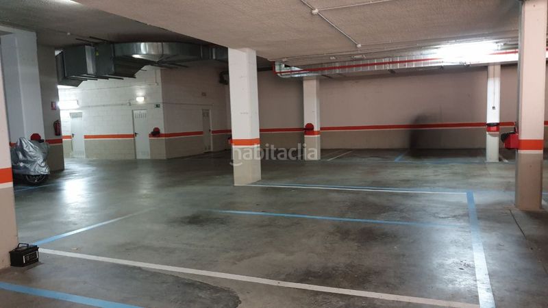 Foto c1ee0a6e-3486-474d-afb7-9d7f6ad6412a. Aparcament cotxe a Ciudad Naranco - Prados de La Fuente Oviedo