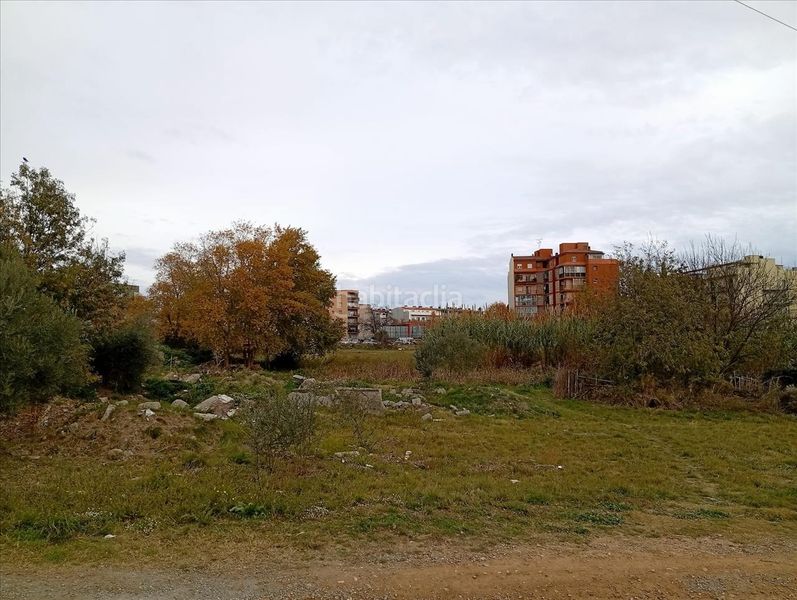 Foto e9cd7f3c-88cd-4950-b7c0-42f0f1ba7482. Terreny residencial a Poble Nou-Olivar Gran Figueres