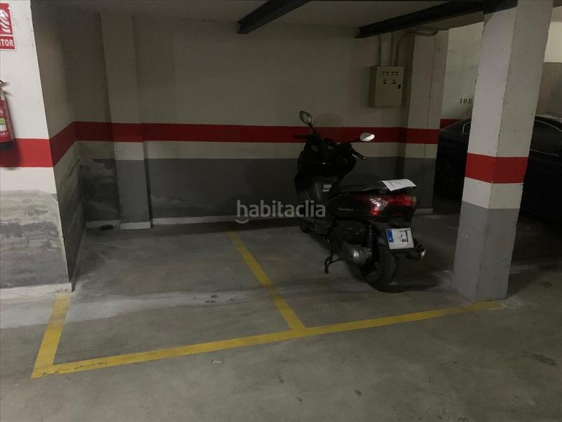 Foto 91d54372-f737-4af3-b893-b083028cee26. Aparcament cotxe a Universidad Ávila