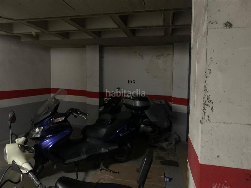 Foto c6c9c3e4-4ee0-472e-8a18-399868545984. Parking coche en Universidad Ávila