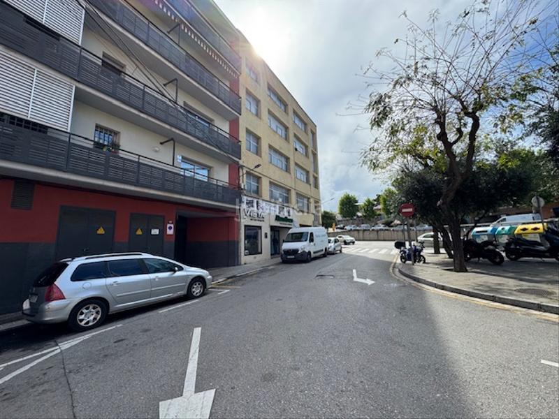 Foto 86f57d8c-7e7c-4c29-86f9-d38c4f9aa0f5. Parking voiture dans Cerdanyola Nord Mataró