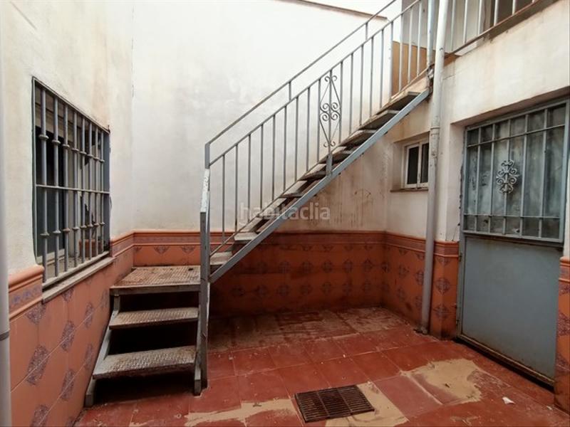 Foto 2f81ccd4-1b55-46f5-b28b-f73fe03c7fd1. Casa adossada a Pinos Puente