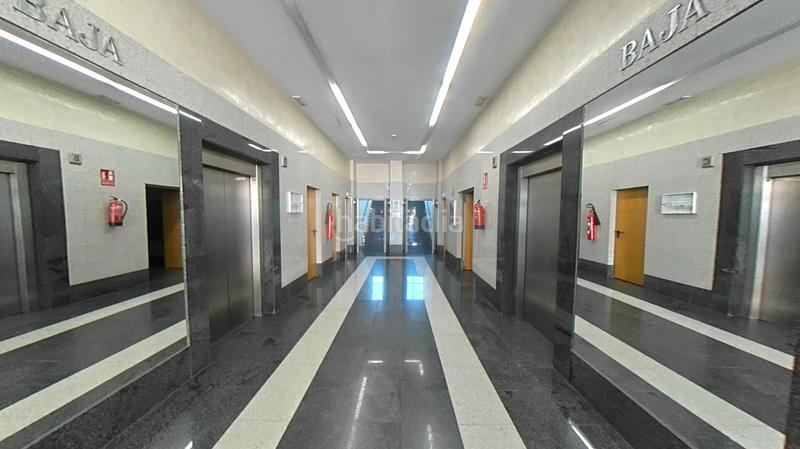 Foto c6c8cbc1-98e3-4508-858a-26c19cfedc0c. Oficina a San Jerónimo - La Bachillera Sevilla