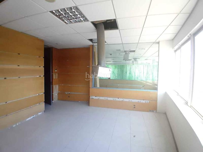 Foto 228025f2-9045-4fc7-b8d2-1e8279000abf. Oficina a Oliver Zaragoza