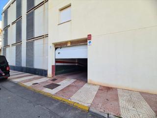 Aparcament cotxe  Jose amat benavides