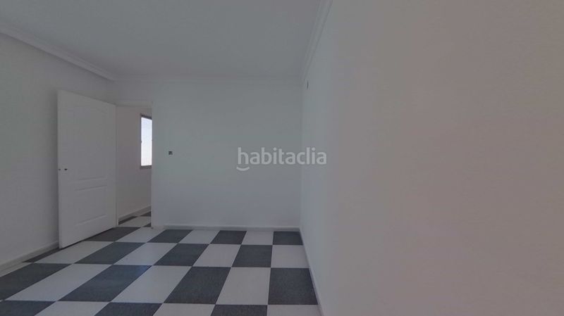 Foto a7be6226-6ba2-4572-a90d-dcad4b6d2b5d. Pis a San José-San Bernardo Línea de la Concepción (La)