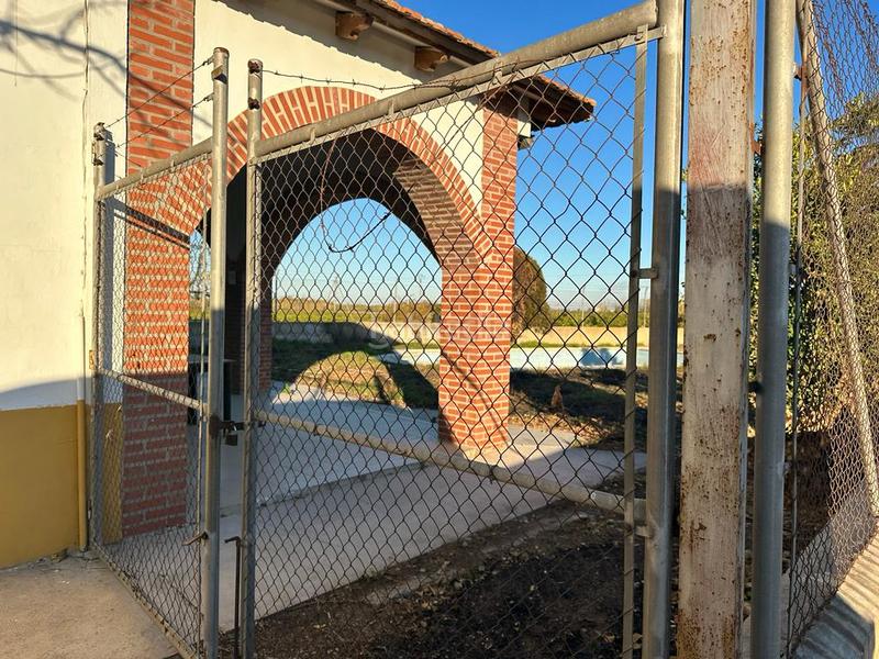 Foto 4f054511-1569-43e4-9b2d-07fda8888bc4. Terreno residenziale in Alberic