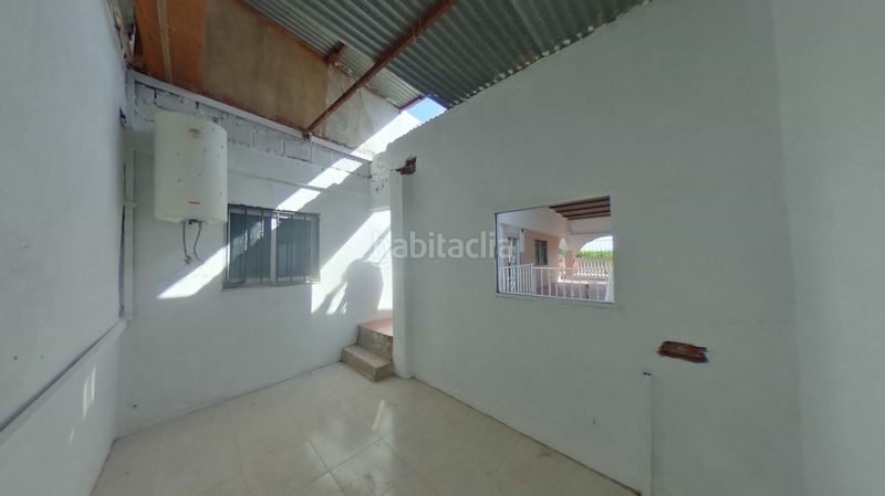 Foto 058322c5-37cf-4926-8738-11f78200ac92. Casa adossada a Este Mérida