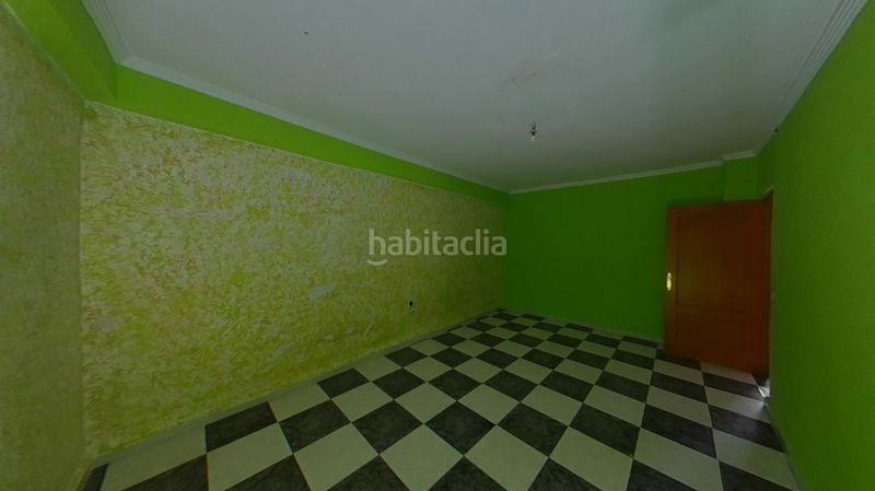 Foto 31ec1e7c-90e3-4777-88c9-a846f3625c8a. Casa adossada a Este Mérida