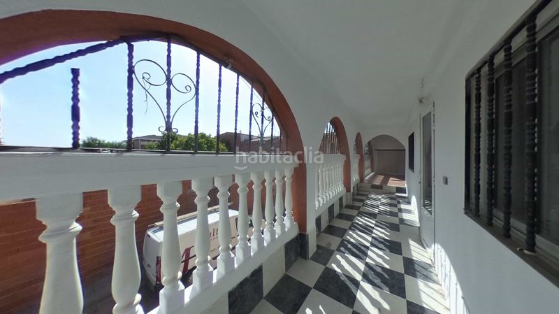 Foto 6fe7002a-c207-4f17-8209-619279536cd0. Casa adossada a Este Mérida
