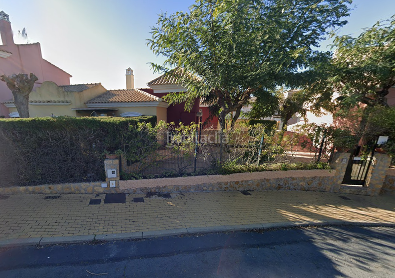 Foto 3dc168a4-3cde-4bb7-aa52-f64203762df0. Casa adossada a Islantilla golf Islantilla