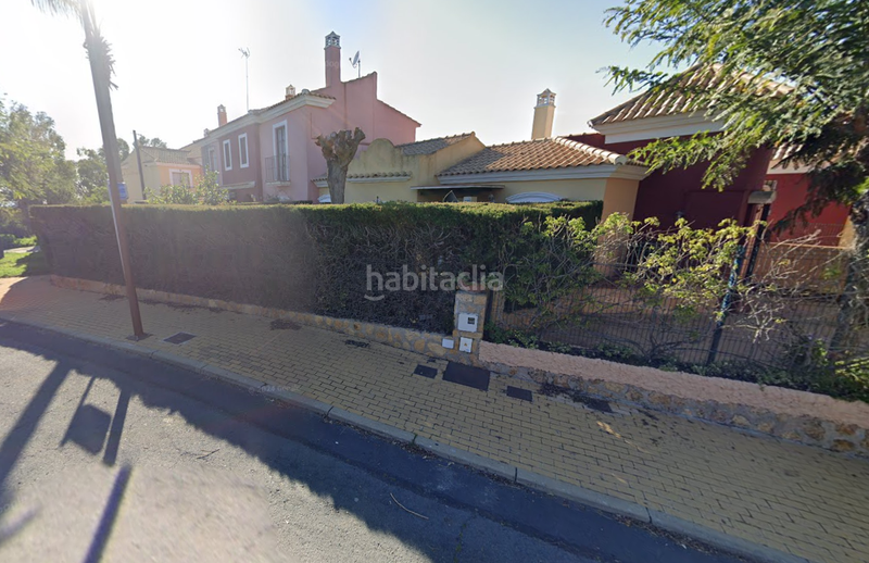 Foto 269a3e43-3cf7-4b56-9bdf-cdc2090a17b3. Reihenhaus in Islantilla golf Islantilla