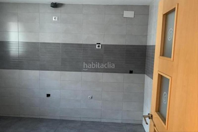 Foto cc6f0aee-6cbb-4b4e-ab91-a50a41867998. Casa a schiera in La Cañada - Aldea Moret Cáceres
