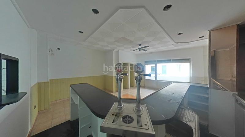 Foto f4cd0aa7-f234-4e30-b3c9-118ff3756ff5. Local comercial en Porta Nova Ferrol